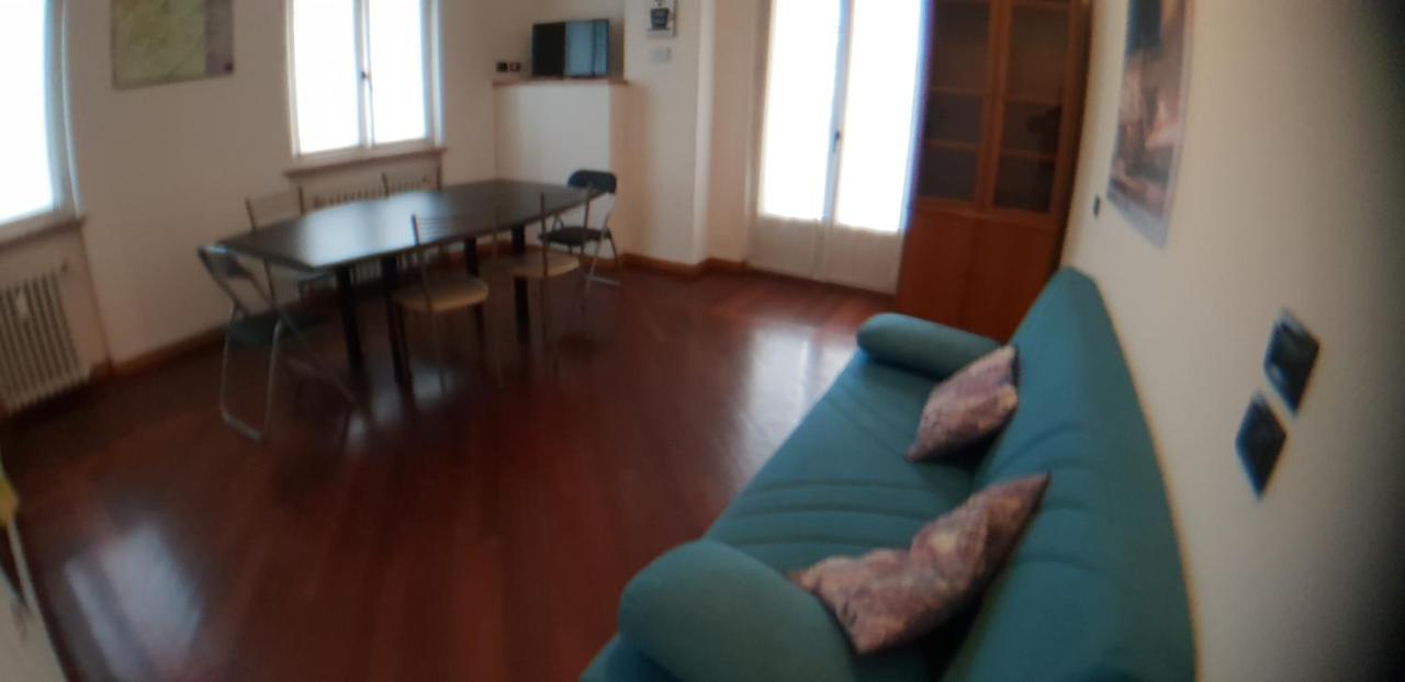 Bergamo Centro Residence Luaran gambar